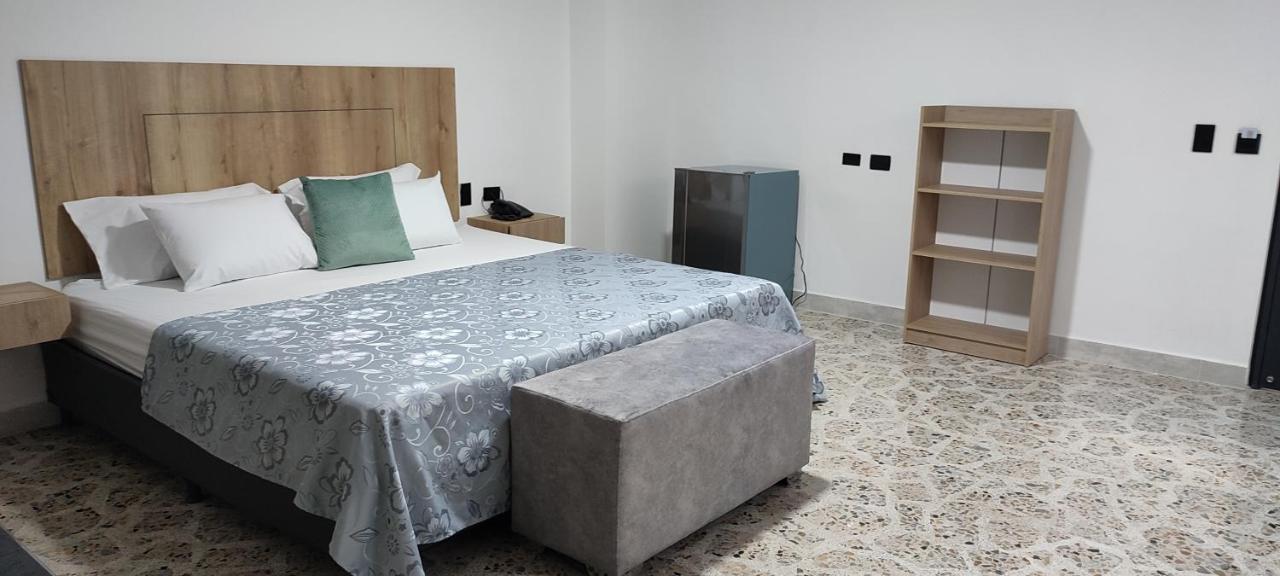 Hotel Ofix