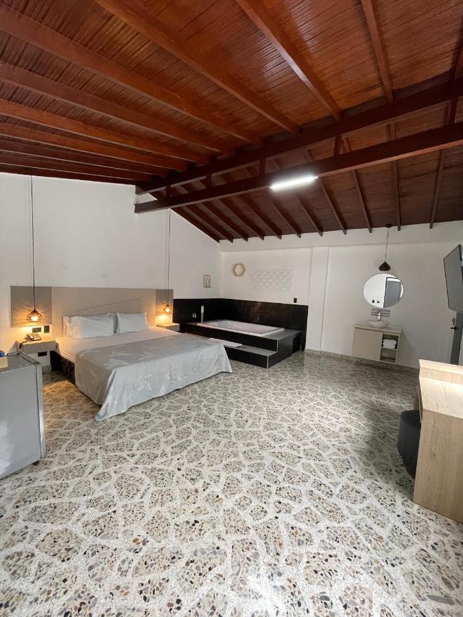 Hotel Ofix *