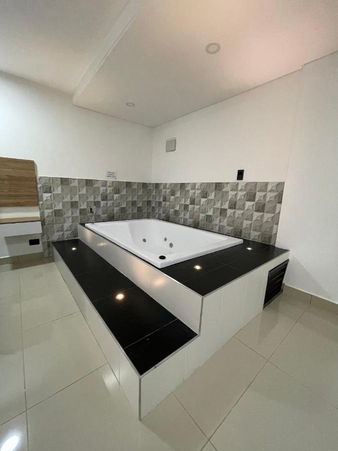 Hotel Hotel Ofix
