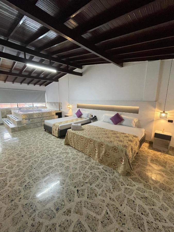 Hotel Ofix Hotel Medellín