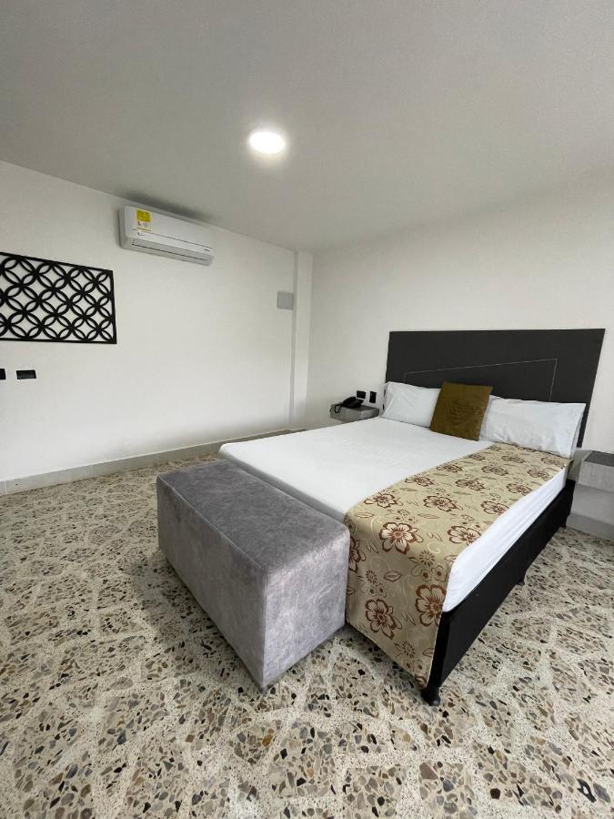 Hotel Ofix Hotel Medellín