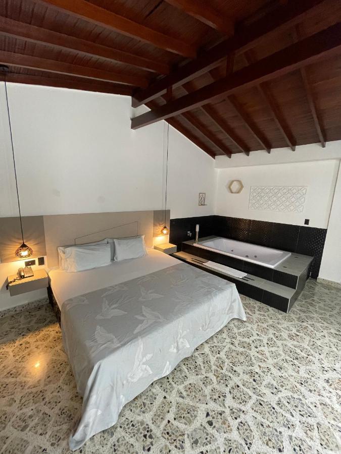 Hotel Ofix