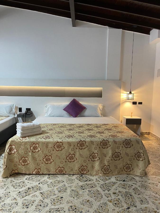 Hotel Ofix Hotel *